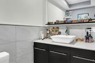 25-63 38th St, New York City, NY 11103 - Photo 10