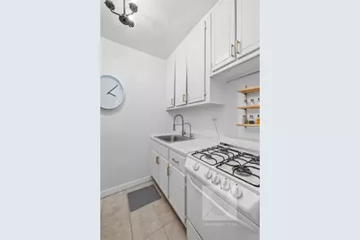 401 E 65th Street #6I, New York, NY 10065 - Photo 4