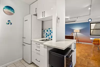 579 W 215th Street #5-C, New York City, NY 10034 - Photo 6
