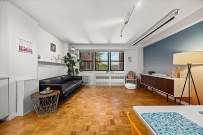 579 W 215th Street #5-C, New York City, NY 10034 - Photo 2