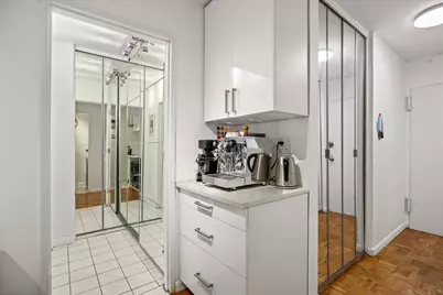 579 W 215th Street #5-C, New York City, NY 10034 - Photo 8