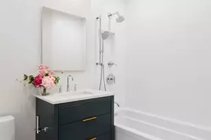 27 W 72nd St, New York City, NY 10023 - Photo 8