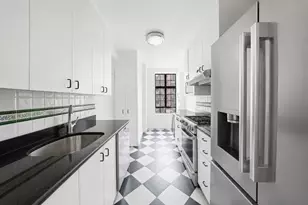 230 E 50th St, New York City, NY 10022 - Photo 6