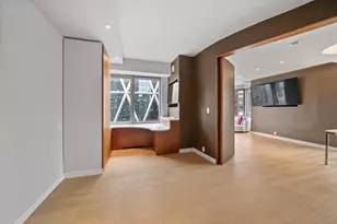 301 W 57th St, New York, NY 10019 - Photo 8