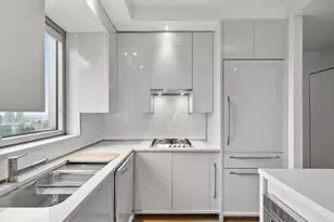 301 W 57th St, New York, NY 10019 - Photo 6