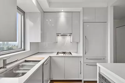 301 W 57th Street #39-E, New York, NY 10019 - Photo 6