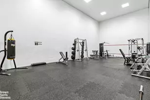 161 W 61st St, New York City, NY 10023 - Photo 16