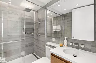 161 W 61st St, New York City, NY 10023 - Photo 10