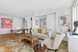 161 W 61st St, New York City, NY 10023 - Photo 2