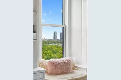225 Central Park W #1605, New York City, NY 10024 - Photo 10