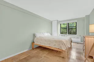 345 E 52nd St, New York, NY 10022 - Photo 4