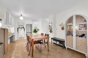 345 E 52nd St, New York, NY 10022 - Photo 2