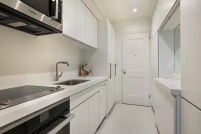 781 5th Avenue #1205, New York City, NY 10022 - Photo 4