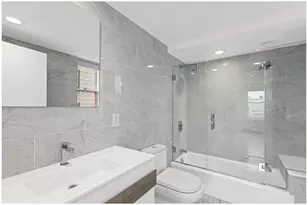 40 E 61st St, New York, NY 10065 - Photo 4