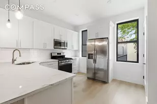 29 Greenpoint Ave, New York City, NY 11222 - Photo 10