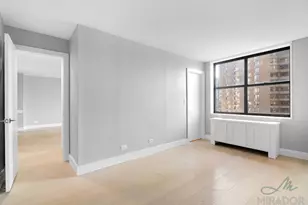 330 E 39th St, New York City, NY 10016 - Photo 6