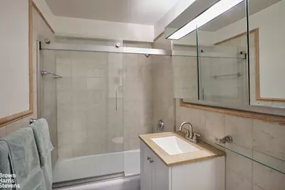520 E 76th Street #10G, New York City, NY 10021 - Photo 6