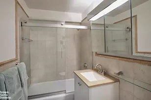 520 E 76th St, New York City, NY 10021 - Photo 6