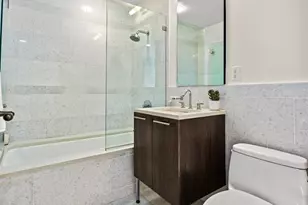 261 W 28th St, New York City, NY 10001 - Photo 12