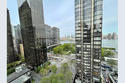 333 E 46th Street #2G, New York, NY 10017 - Photo 10