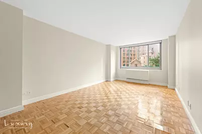 30 W 63rd Street #6T, New York City, NY 10023 - Photo 2