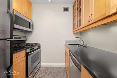 30 W 63rd Street #6T, New York City, NY 10023 - Photo 4