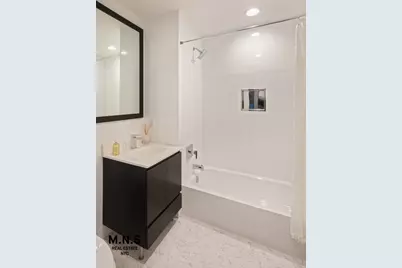22-44 Jackson Avenue #714, New York City, NY 11101 - Photo 28