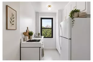 208 E Broadway, New York City, NY 10002 - Photo 8