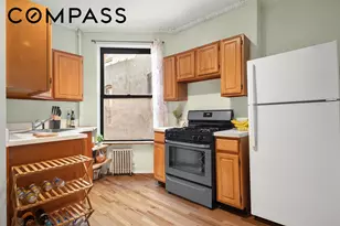 19 Clifford Pl, New York City, NY 11222 - Photo 12