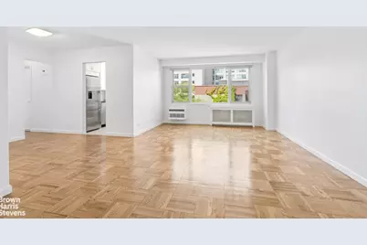 2 Charlton Street #7A, New York City, NY 10013 - Photo 2