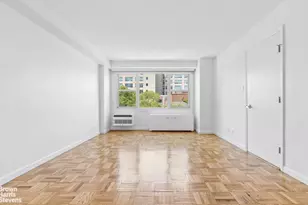 2 Charlton St, New York City, NY 10013 - Photo 6