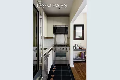 311 W 20th Street #3, New York City, NY 10011 - Photo 10