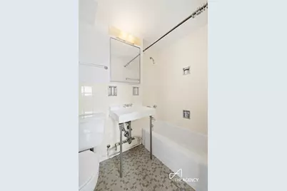 345 E 69th Street #PHD, New York City, NY 10021 - Photo 12