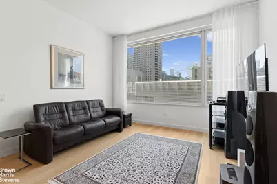 611 W 56th Street #5B, New York City, NY 10019 - Photo 2