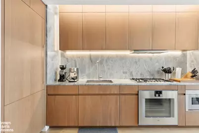 611 W 56th Street #5B, New York City, NY 10019 - Photo 4