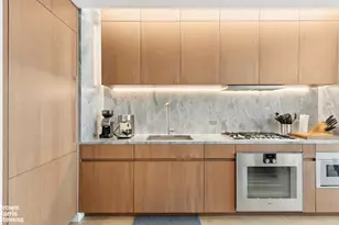 611 W 56th St, New York City, NY 10019 - Photo 4