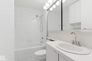 148 W 23rd St, New York City, NY 10011 - Photo 12