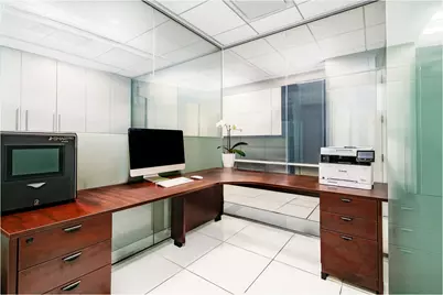 50 W 47th Street #2007, New York City, NY 10036 - Photo 6