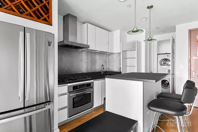44-27 Purves Street #8-D, New York City, NY 11101 - Photo 4