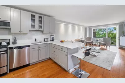 5700 Arlington Avenue #5M, New York City, NY 10471 - Photo 1