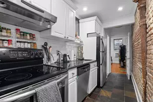 256 W 21st St, New York City, NY 10011 - Photo 44