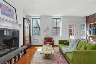 256 W 21st St, New York, NY 10011 - Photo 1