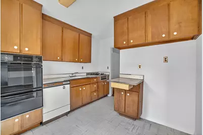 200 E 74th Street #5B, New York City, NY 10021 - Photo 6