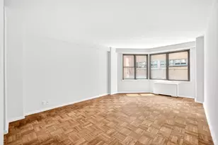200 E 74th St, New York City, NY 10021 - Photo 8