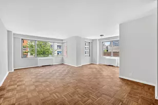 200 E 74th St, New York City, NY 10021 - Photo 2