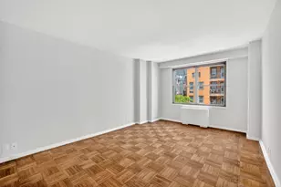 200 E 74th St, New York City, NY 10021 - Photo 12