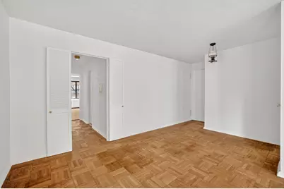 200 E 74th Street #5B, New York City, NY 10021 - Photo 4