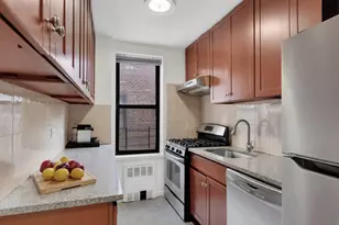 9040 Fort Hamilton Pkwy, New York City, NY 11209 - Photo 4