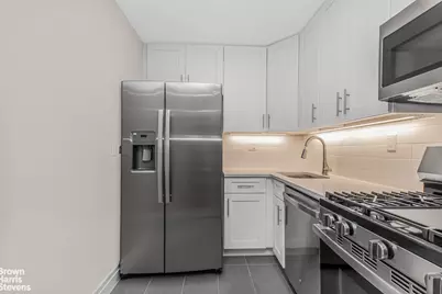 3333 Henry Hudson Parkway #18C, New York City, NY 10463 - Photo 4