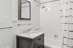 161 W 16th St, New York City, NY 10011 - Photo 6